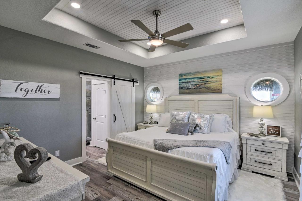 Bolivar Peninsula Beach House, Steps To Coast Bagian luar foto