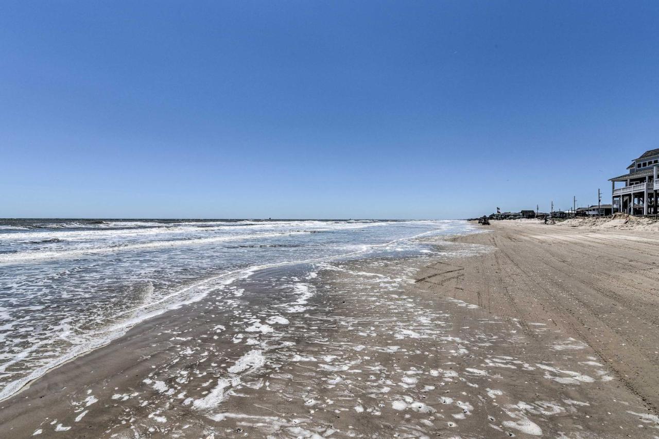 Bolivar Peninsula Beach House, Steps To Coast Bagian luar foto